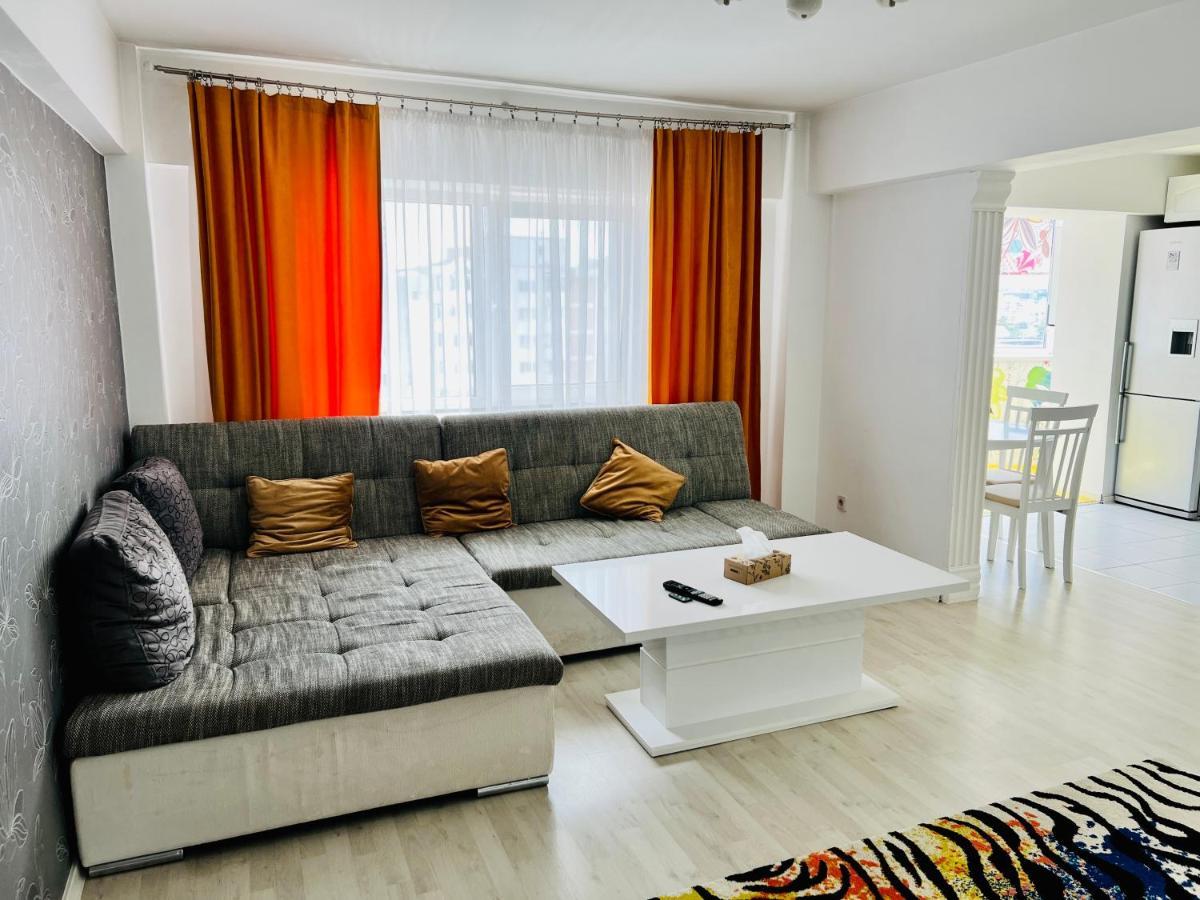 Panoramic M&M Apartment Suceava Exteriör bild